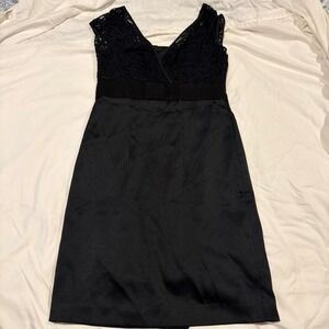 Black lace dress with bow detail Banana Republic 6P